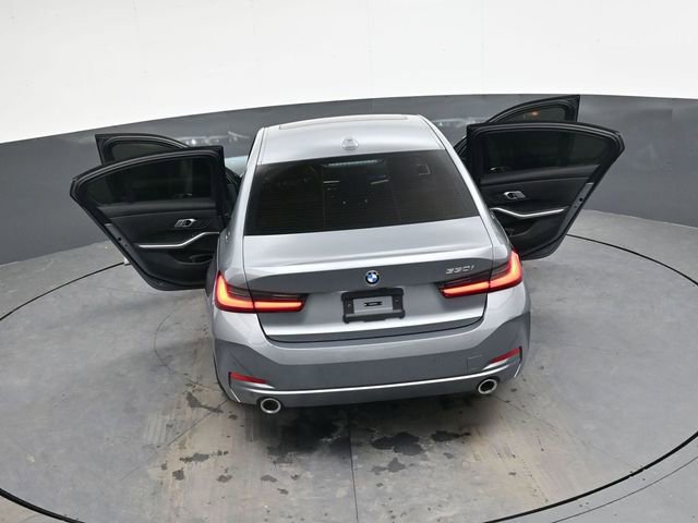 Used 2023 BMW 330i Sedan w/ Driving Assistance Package image 39