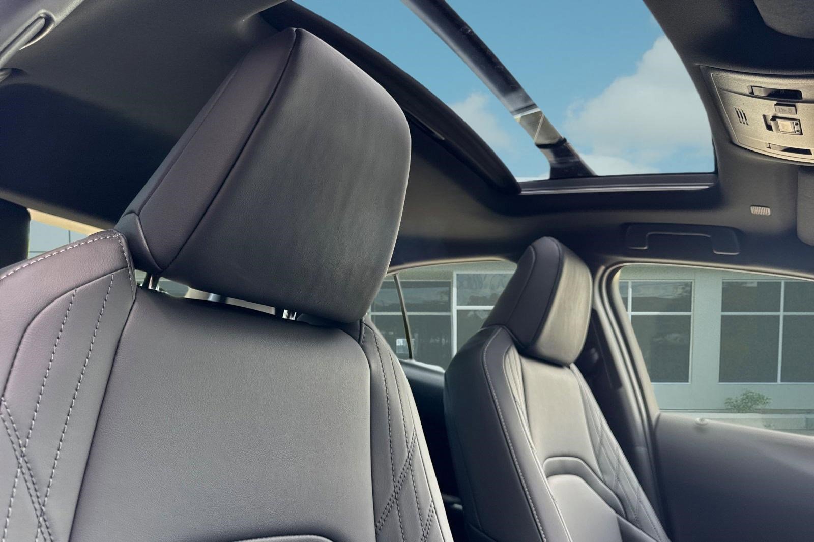 New 2026 Lexus UX 300h FWD image 15