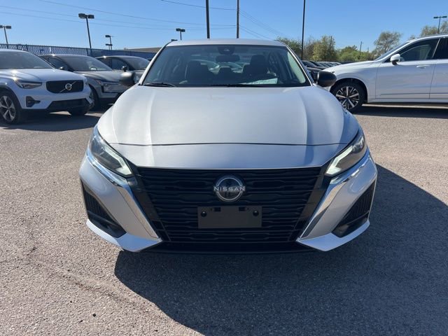 Used 2024 Nissan Altima 2.5 SV FWD image 9