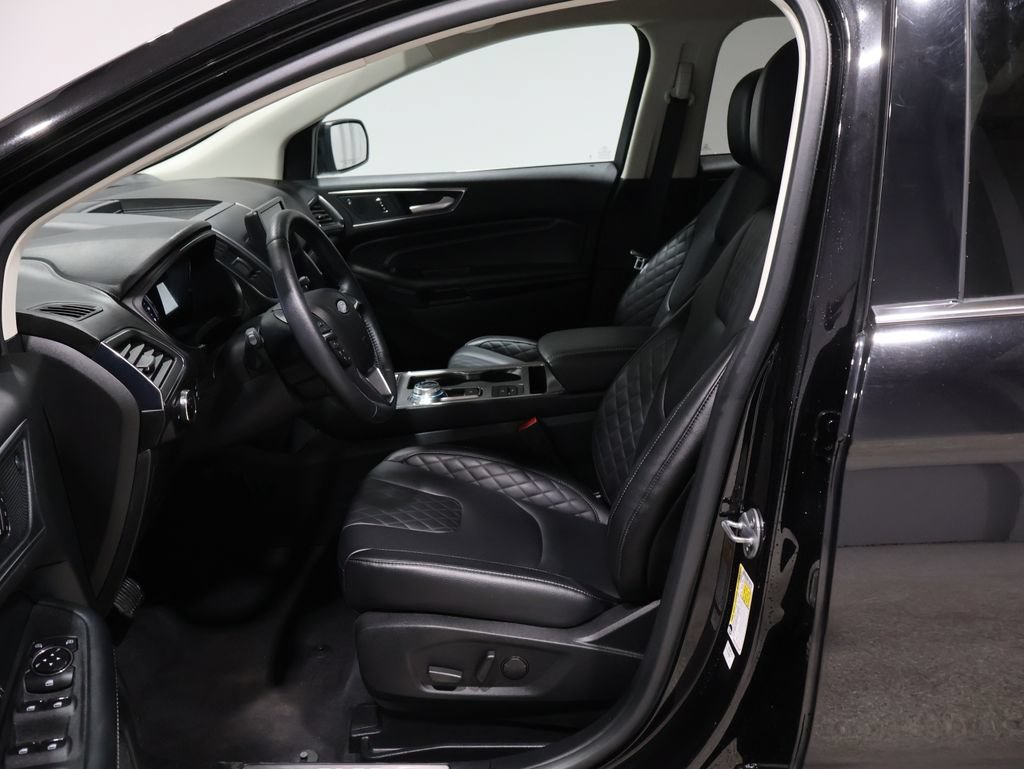 Used 2024 Ford Edge Titanium AWD/4WD image 4