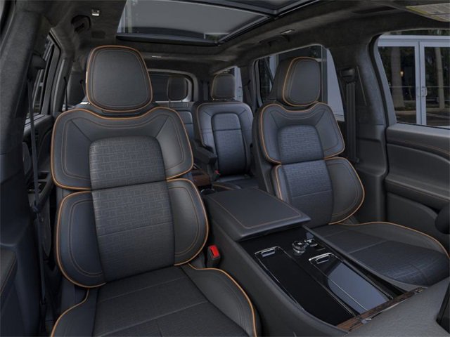 New 2025 Lincoln Aviator Black Label w/ Jet Appearance Package image 10
