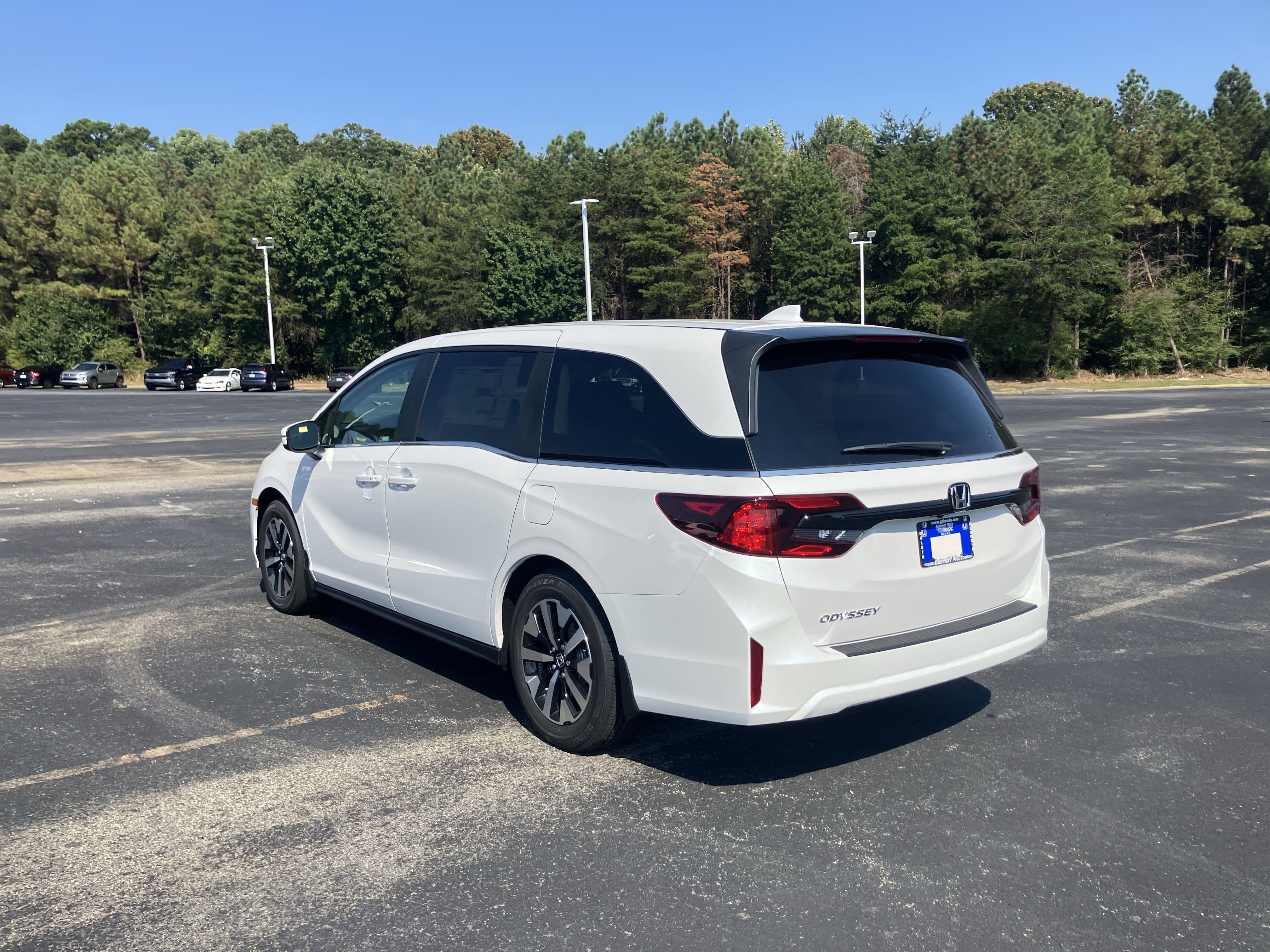 New 2026 Honda Odyssey EX-L image 7