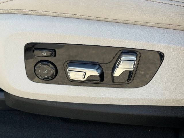Certified 2024 BMW X7 xDrive40i image 21