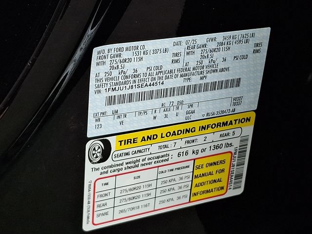 Certified 2025 Ford Expedition Active AWD/4WD image 28