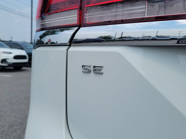 Used 2024 Volkswagen Atlas SE FWD image 30