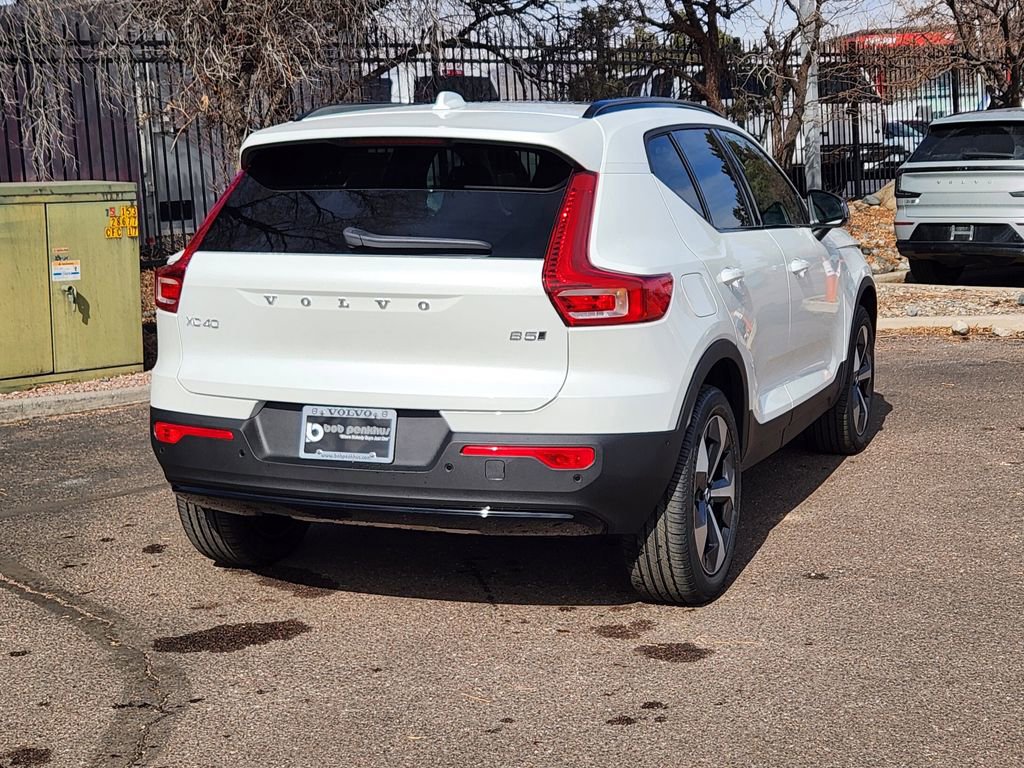 New 2026 Volvo XC40 B5 Plus w/ Protection Package Premier image 24