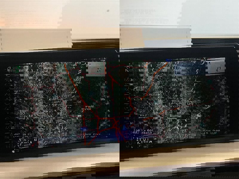 Used 2015 BMW 320i Sedan image 24