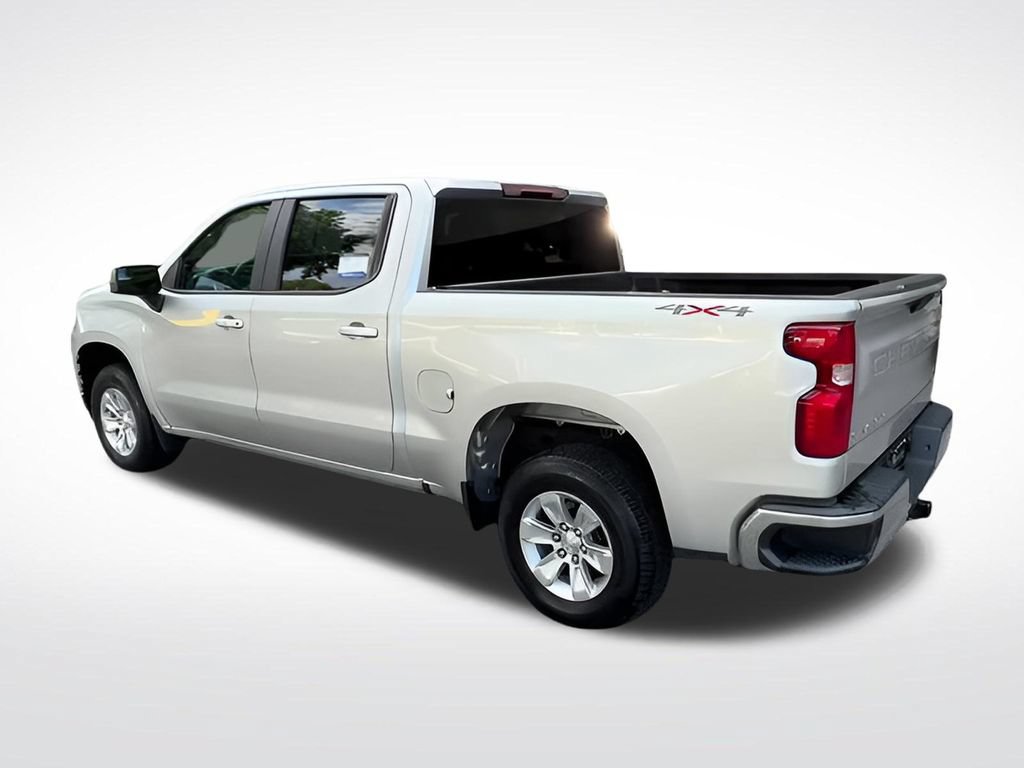 Used 2022 Chevrolet Silverado 1500 LT AWD/4WD image 10