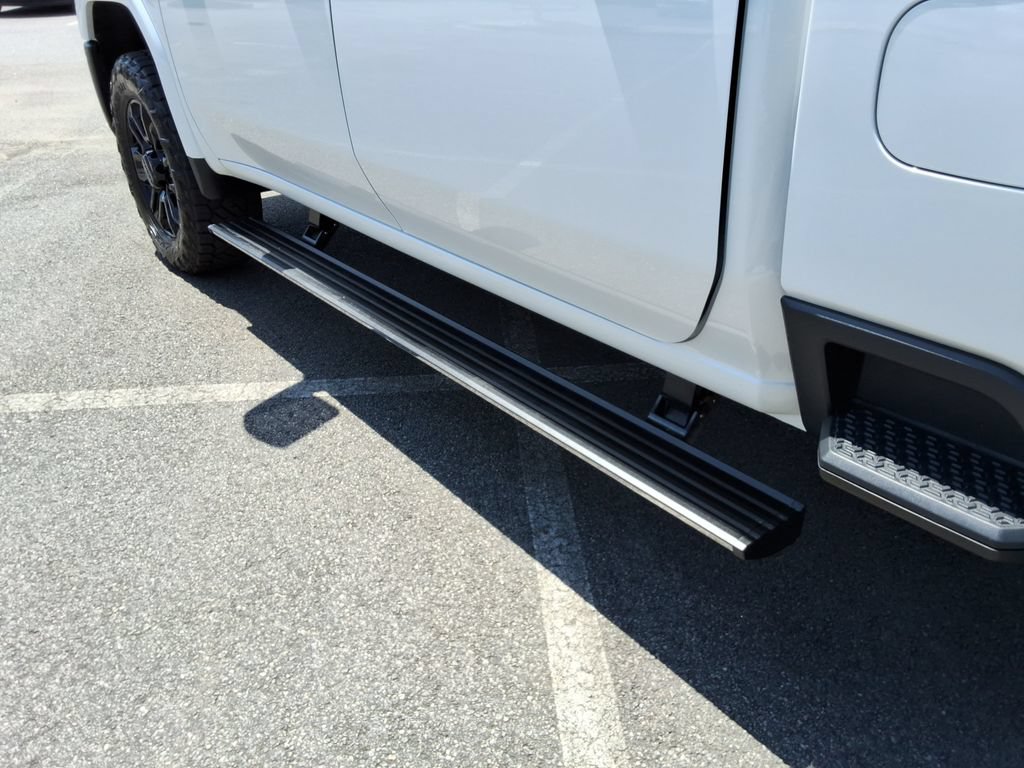 Certified 2025 GMC Sierra 2500 Denali Ultimate AWD/4WD image 12
