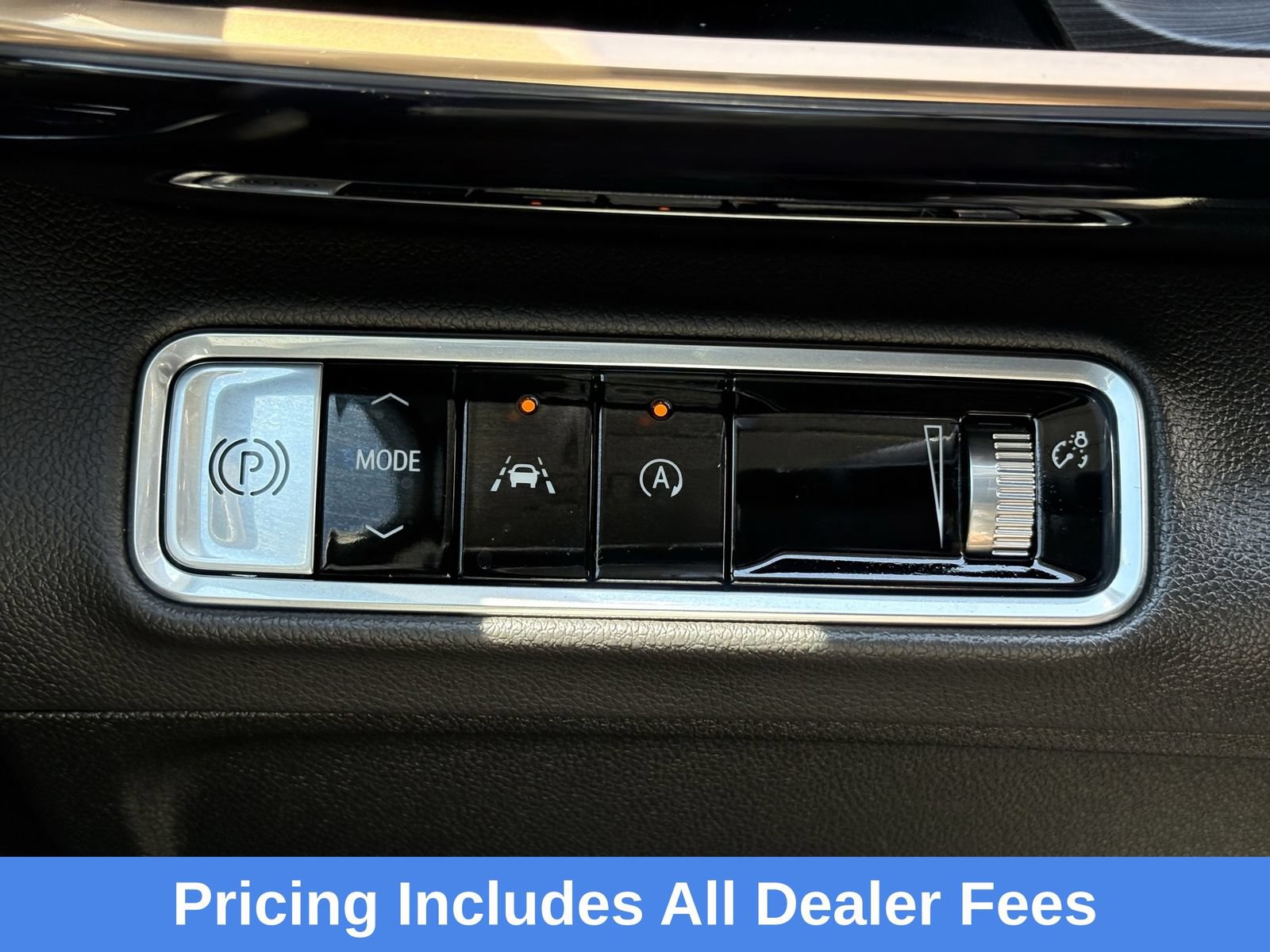 Used 2025 Buick Envision Avenir AWD/4WD image 9