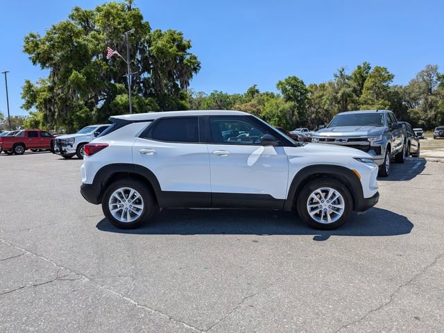 Used 2026 Chevrolet TrailBlazer LS w/ LS Convenience Package image 2