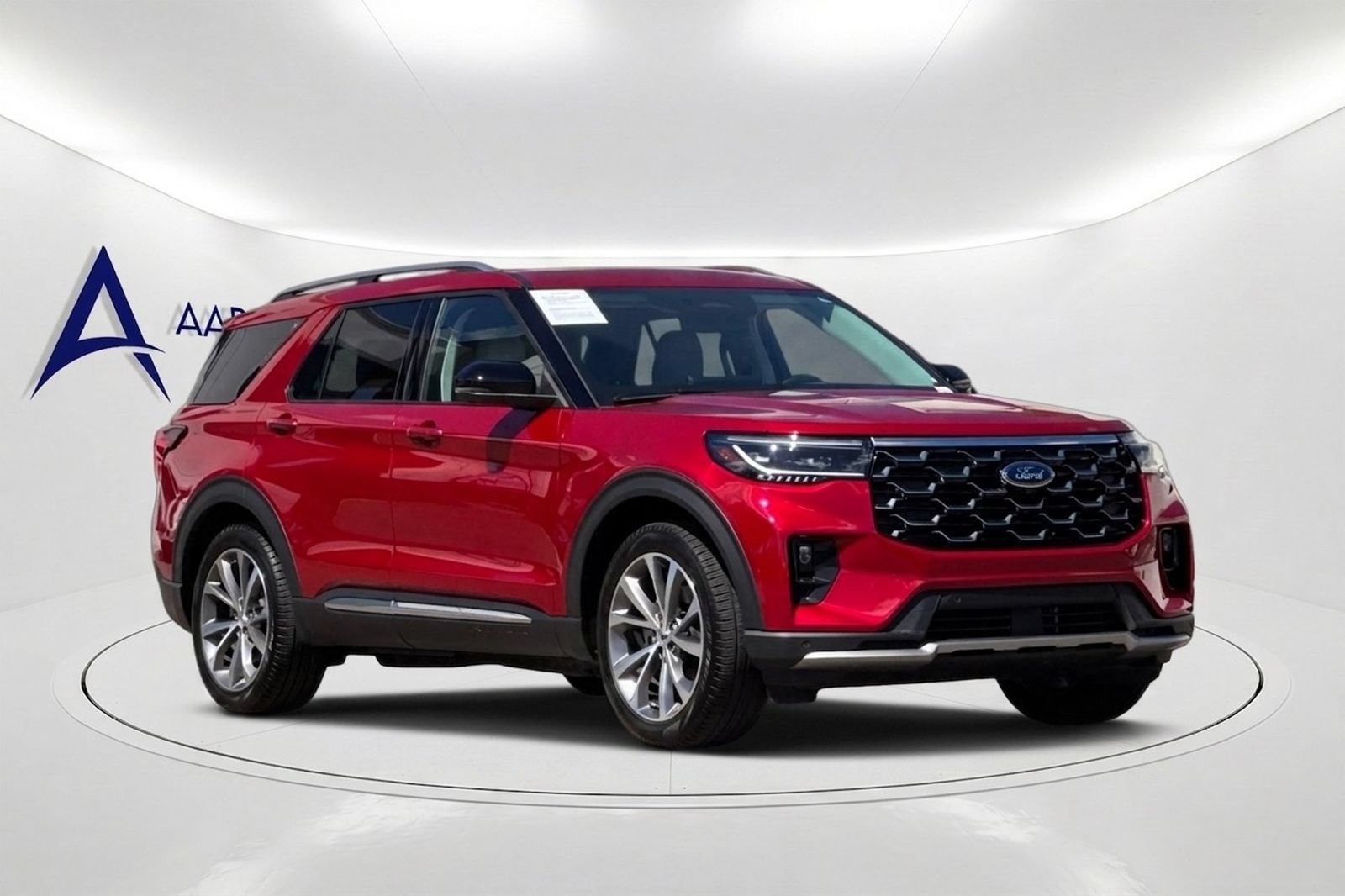 Used 2025 Ford Explorer Platinum w/ Ultimate Package RWD image 8