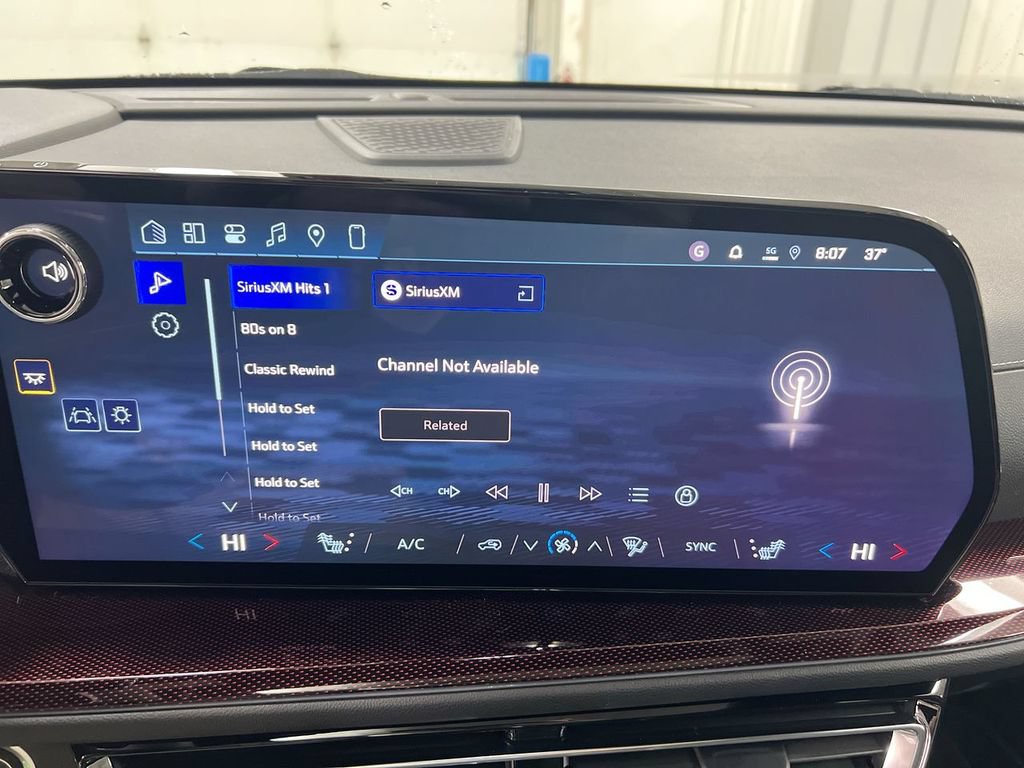 New 2026 Chevrolet Traverse Z71 w/ Enhanced Driving Package AWD/4WD image 13