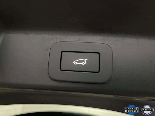 Used 2024 Jaguar F-PACE R-Dynamic S image 12