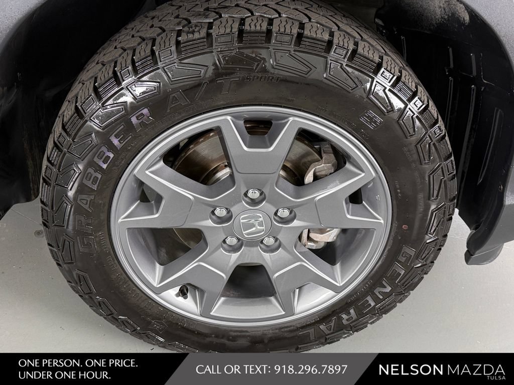 Used 2024 Honda Passport TrailSport image 14