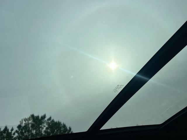 Used 2023 Cadillac Escalade Premium Luxury w/ Performance Package image 26