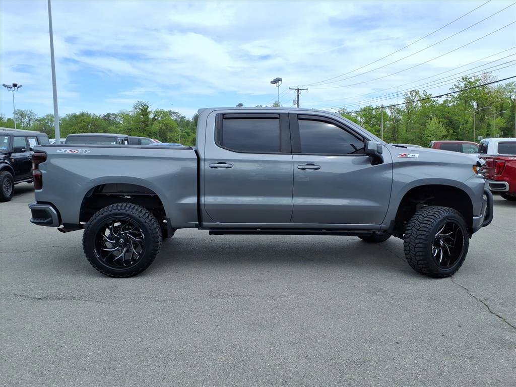 Used 2021 Chevrolet Silverado 1500 LT image 3