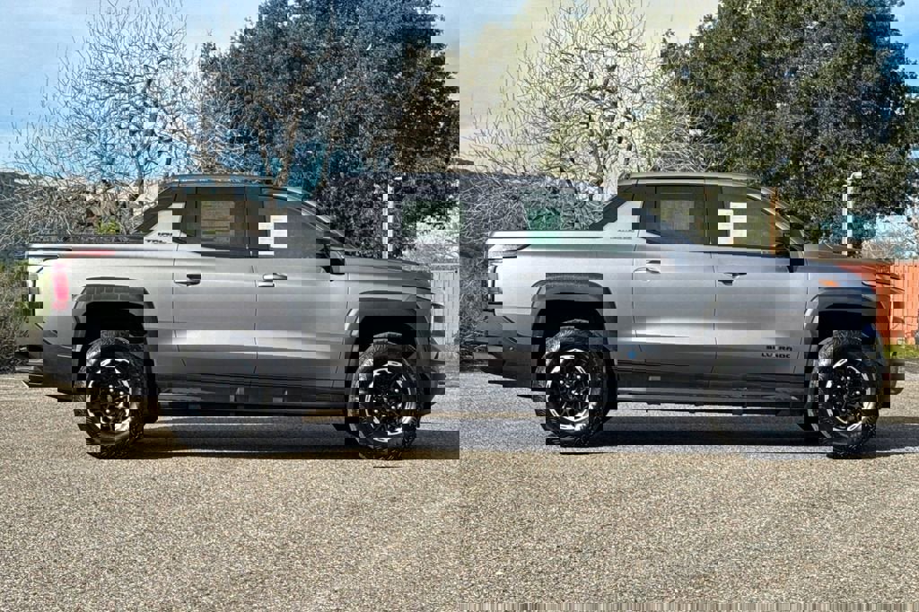 New 2026 Chevrolet Silverado EV Trail Boss image 3