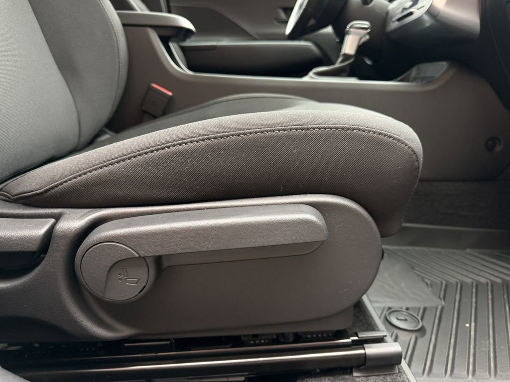 New 2026 Hyundai Kona SE image 27