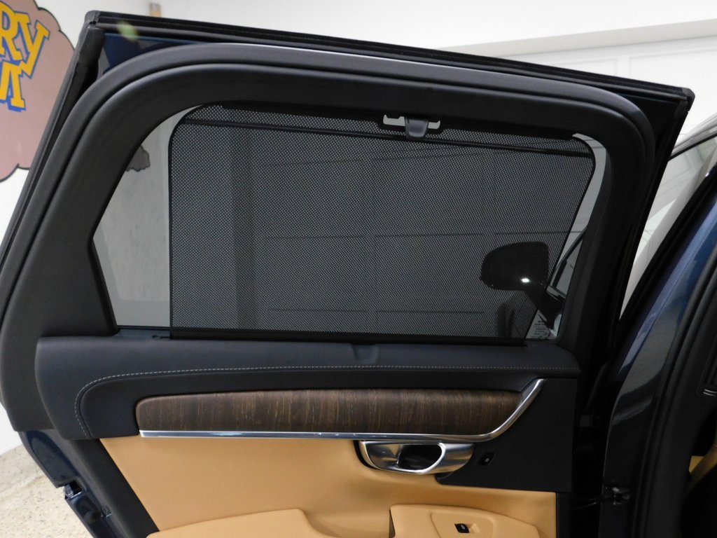 Used 2026 Volvo V90 B6 Cross Country Ultra image 66