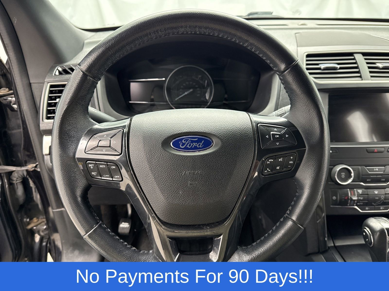 Certified 2019 Ford Explorer XLT w/ Equipment Group 202A image 15