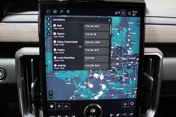 New 2026 GMC Acadia Denali w/ LPO, Floor Liner Package image 48