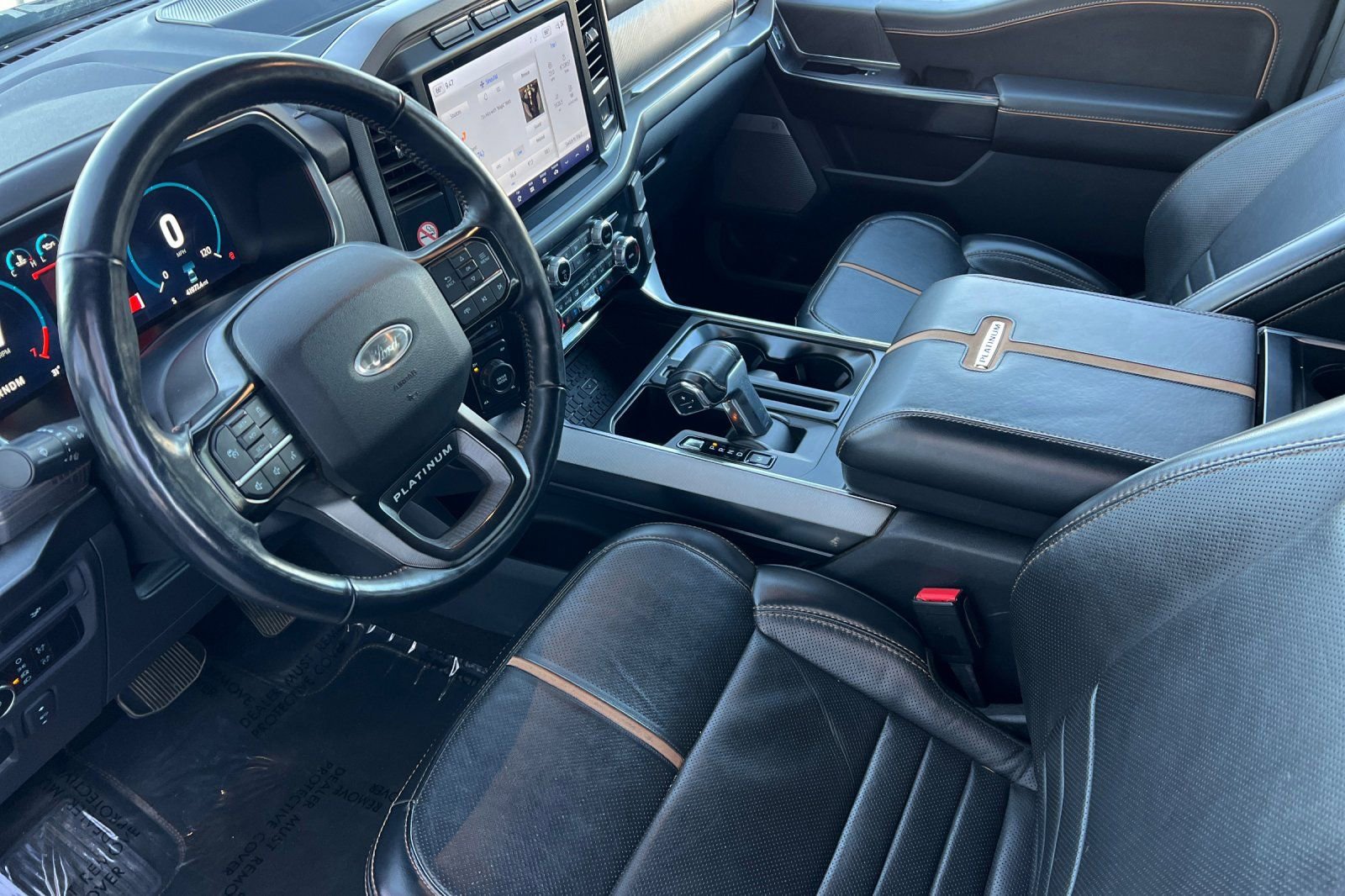 Used 2023 Ford F150 Platinum image 11