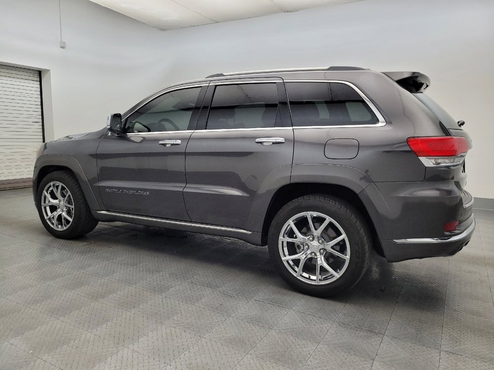 Used 2017 Jeep Grand Cherokee Summit image 3
