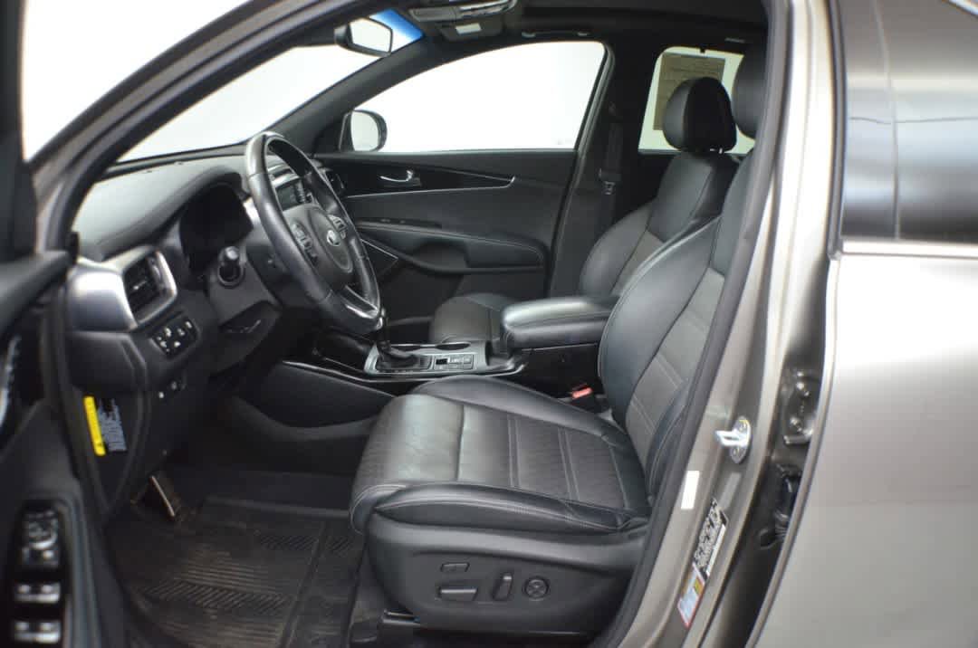 Used 2016 Kia Sorento SX w/ SXL Technology Package AWD/4WD image 16