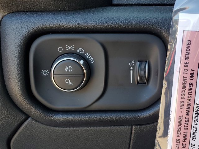 New 2026 RAM 5500 Tradesman w/ Chrome Appearance Group AWD/4WD image 35