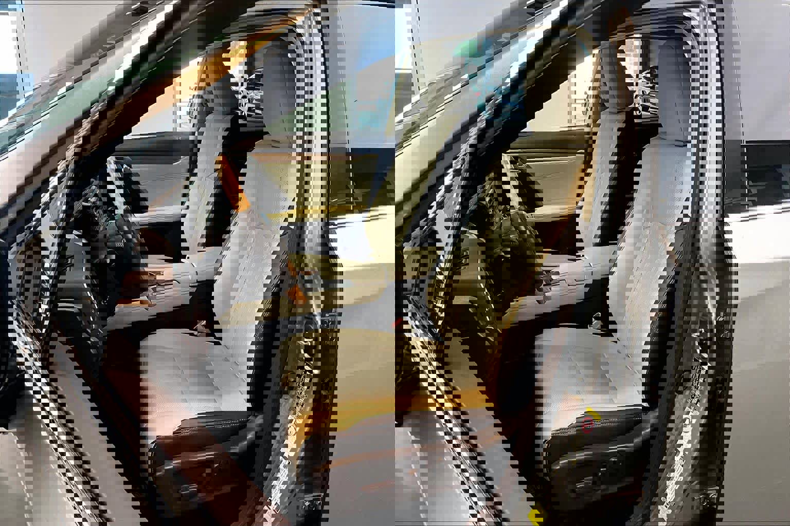 Used 2017 Lexus RX 350 w/ Premium Package image 7