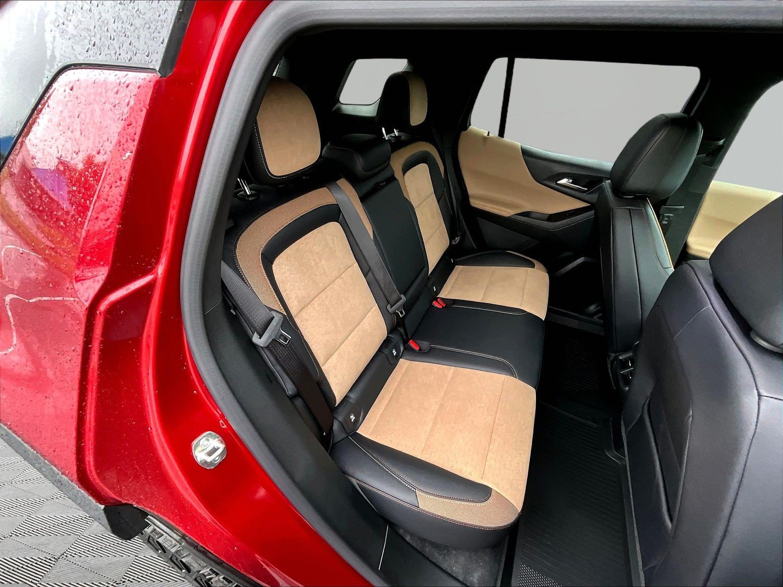 New 2026 Chevrolet Equinox ACTIV FWD image 11