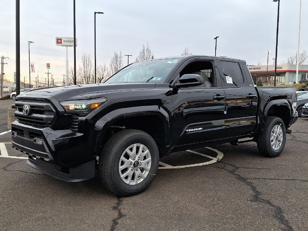 New 2026 Toyota Tacoma SR5 RWD image 2