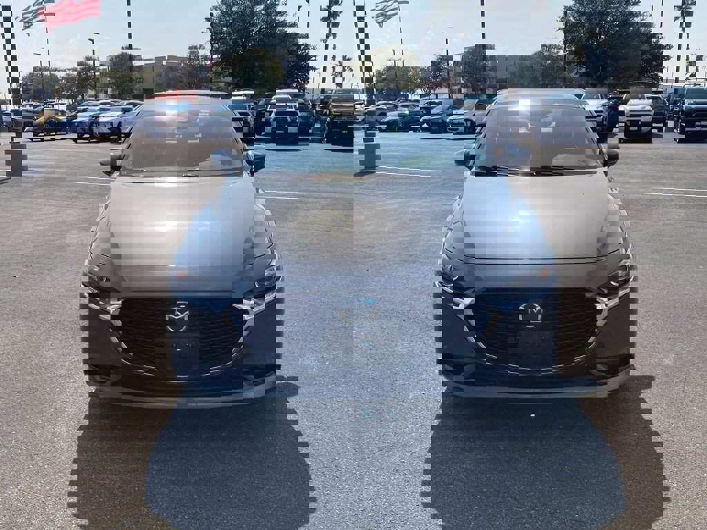 Used 2025 MAZDA MAZDA3 s video 2