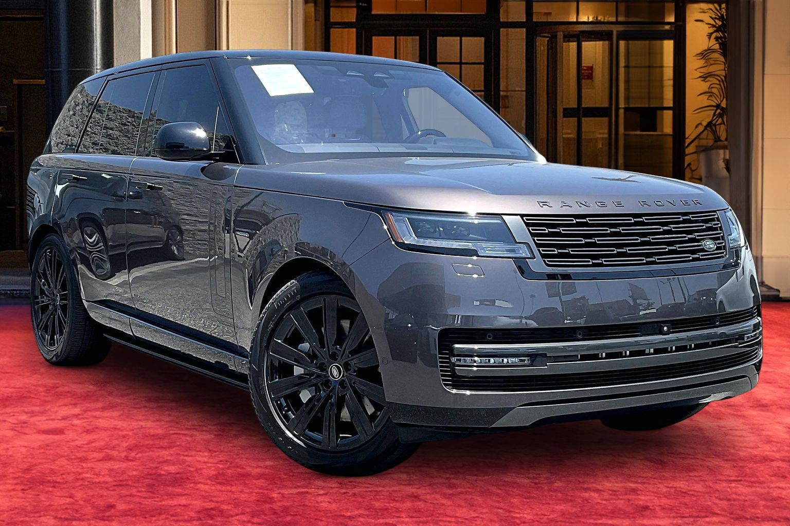 Certified 2023 Land Rover Range Rover SE AWD/4WD image 2