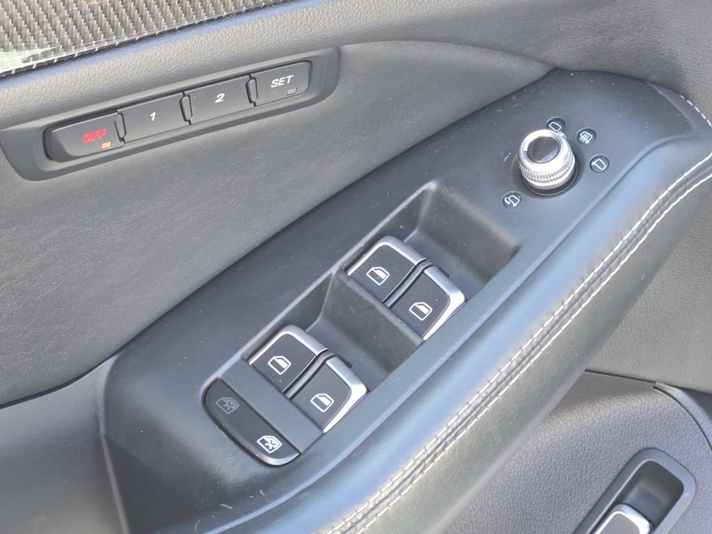 Used 2014 Audi SQ5 Prestige w/ Prestige Package AWD/4WD image 29