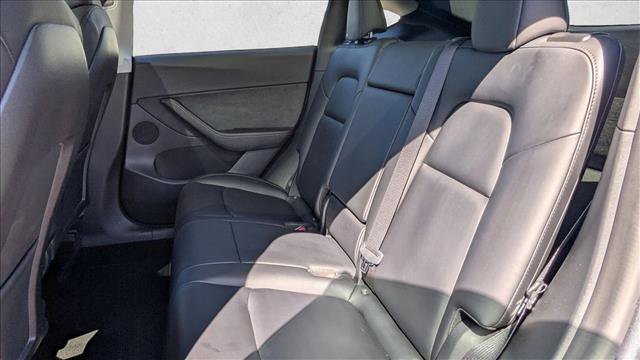 Used 2022 Tesla Model Y Performance image 25