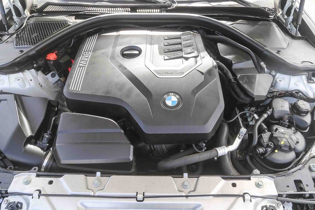 Used 2024 BMW 330i Sedan w/ Convenience Package RWD image 26