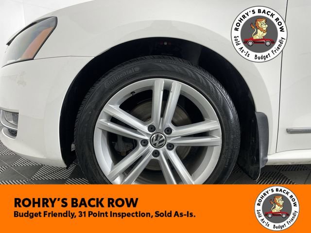 Used 2015 Volkswagen Passat TDI SEL Premium image 16