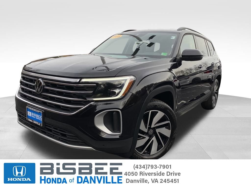 Used 2025 Volkswagen Atlas SE