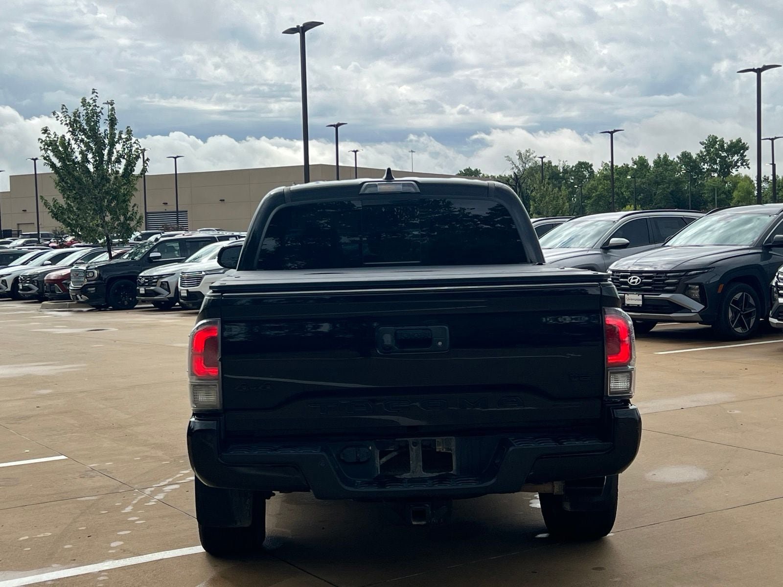 Used 2023 Toyota Tacoma Limited w/ Nightshade Package AWD/4WD image 11