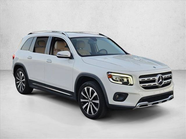 Used 2021 Mercedes-Benz GLB 250 image 3