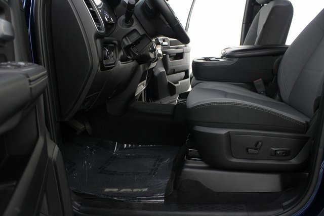 Used 2024 RAM 2500 Big Horn w/ Bed Utility Group image 15