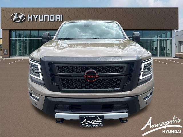 Used 2023 Nissan Titan PRO-4X AWD/4WD image 8