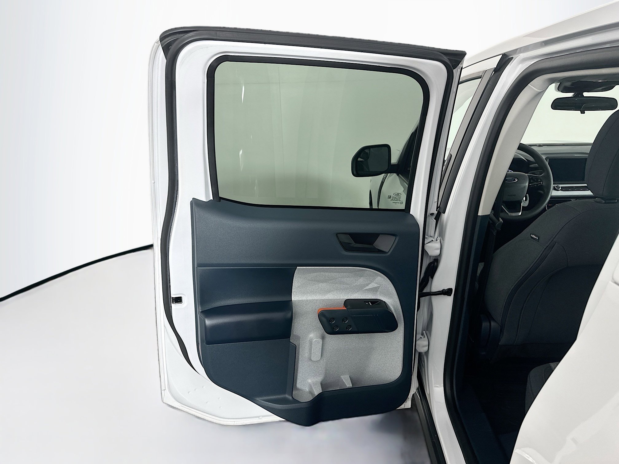 Used 2023 Ford Maverick XLT image 25