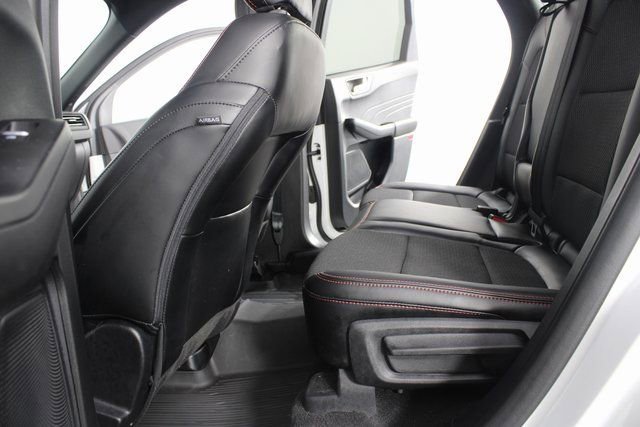 Used 2025 Ford Escape ST-Line w/ Tech Pack #1 image 16