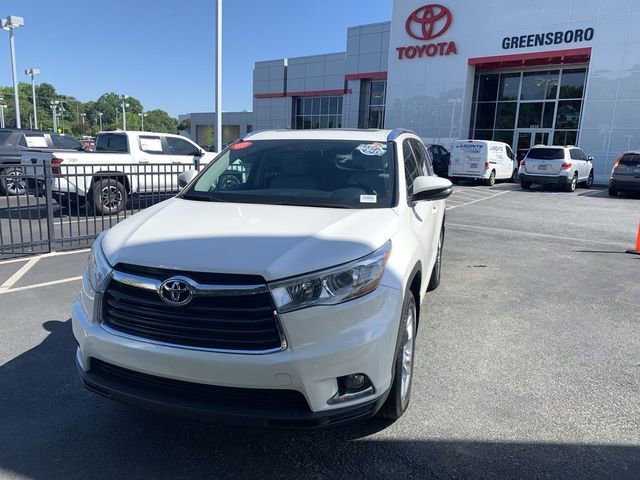 Used 2015 Toyota Highlander Limited AWD/4WD image 4
