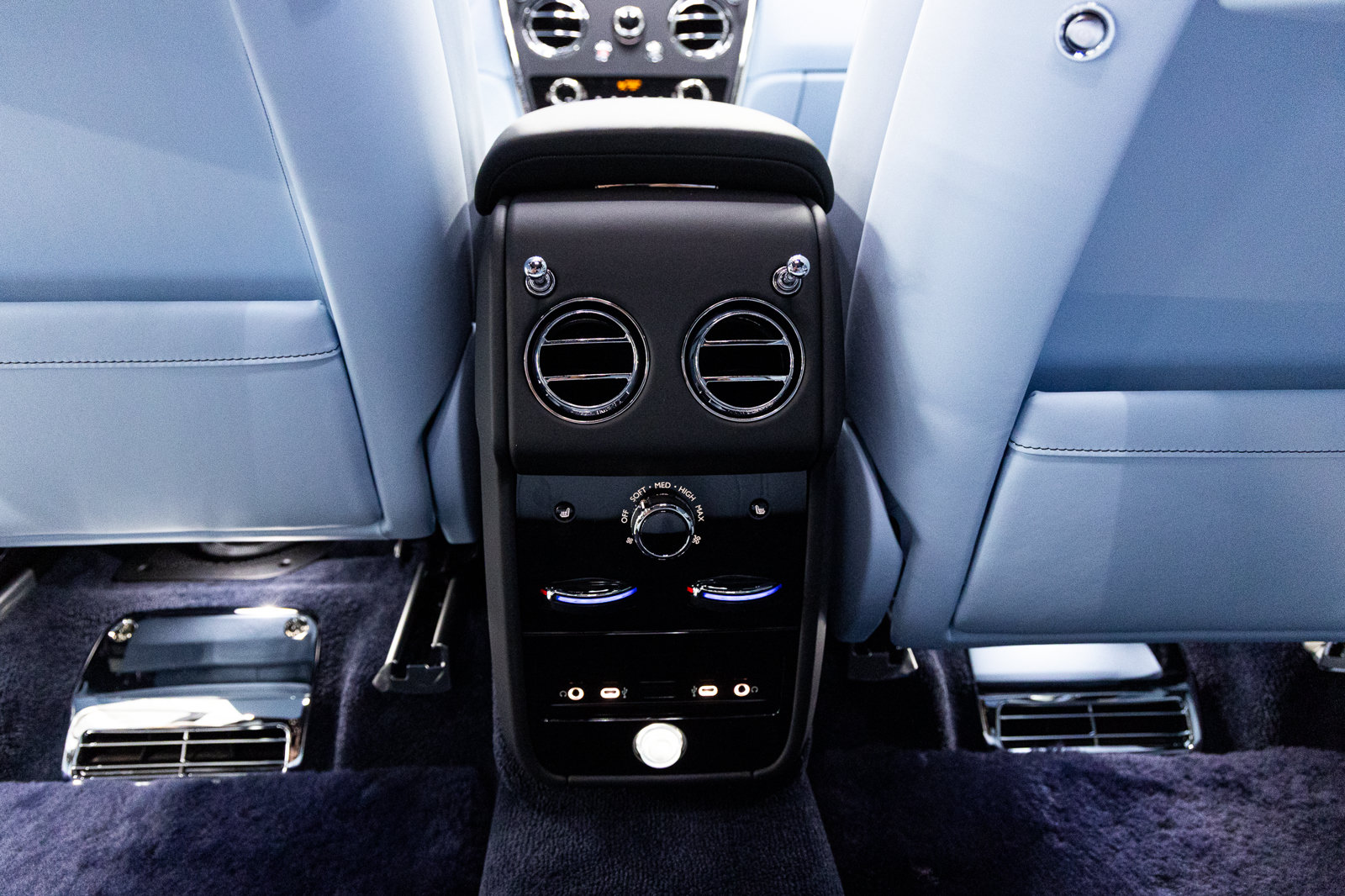 New 2027 Rolls-Royce Cullinan AWD/4WD image 62