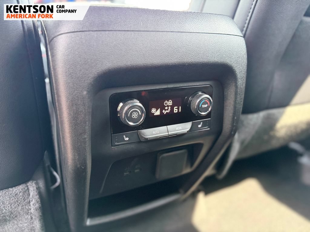 Used 2026 Chevrolet Traverse RS AWD/4WD image 29