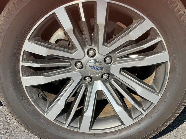 Used 2017 Ford Explorer Platinum AWD/4WD image 15